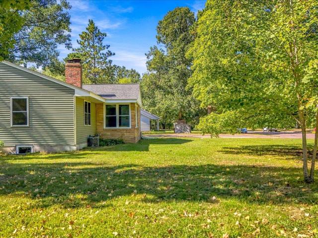 607 Fair Avenue W
