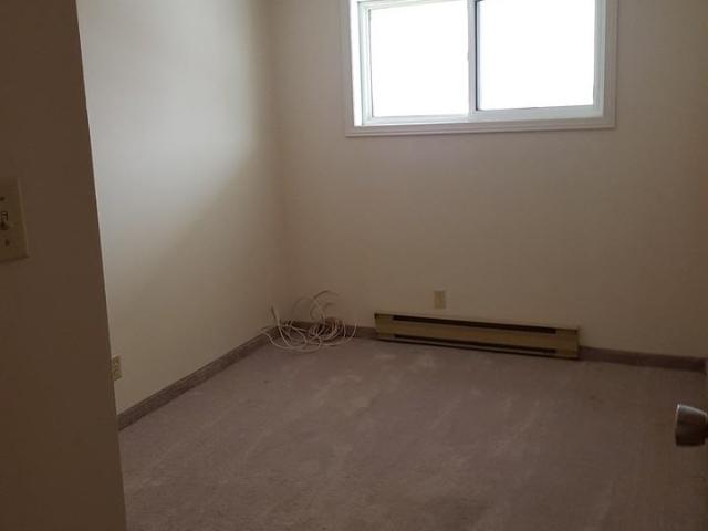 607 Leila Avenue 2 Bedroom Apartment for Rent at 607 Leila Ave, Winnipeg, MB R2V 3R7 Templeton Sinclair