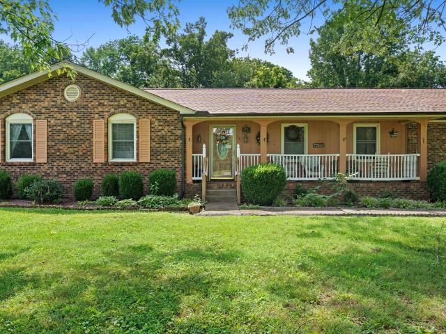 607 N Palmers Chapel Rd