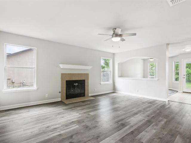 607 Sparkling Brook Ln