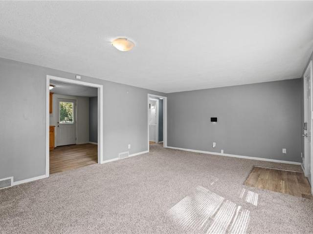 607 SW 8th Street