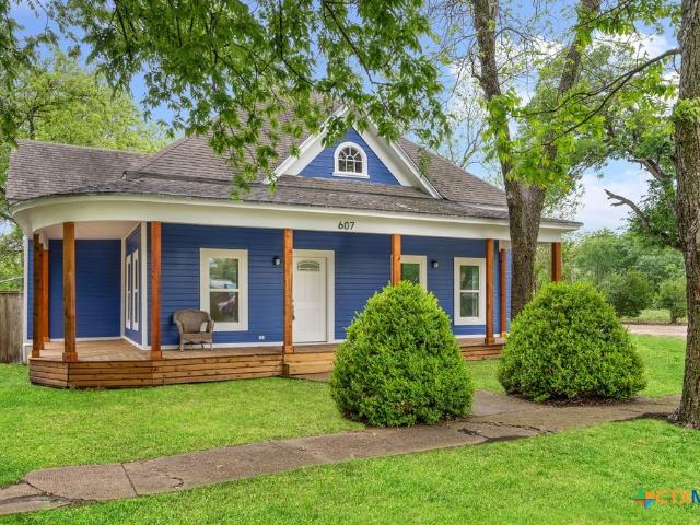 607 W 3rd St, Eddy, TX 76524 | MLS #21313