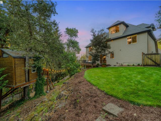 6084 fernhill loop