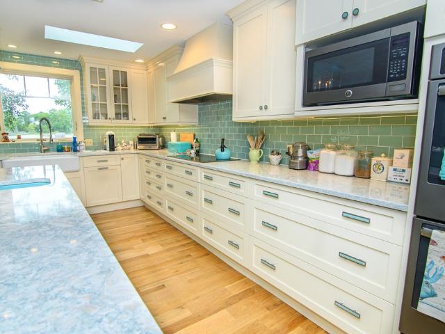 6085 Mattasippy Drive
