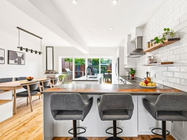 6085 Rue D'Aragon, Montréal Le Sud Ouest, QC, H4E 3A9 house for sale | Listing ID 22613 | Royal LePage