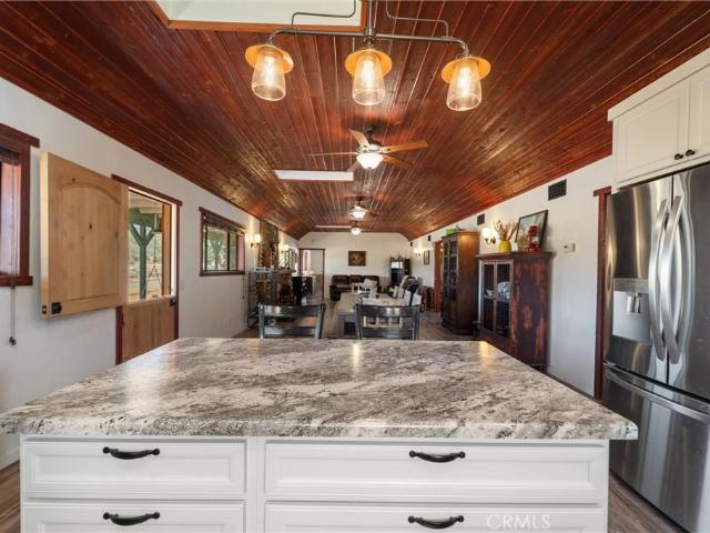 60861 Burnt Valley Road