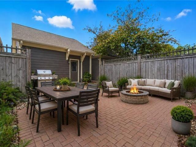 6088 Holly Park Lane