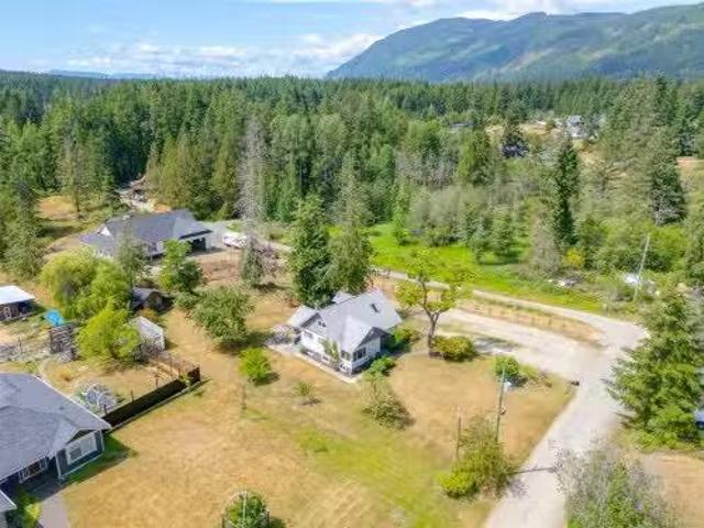 6088 Saleon Rd South, Port Alberni, BC, V9Y 8R8 house for sa.