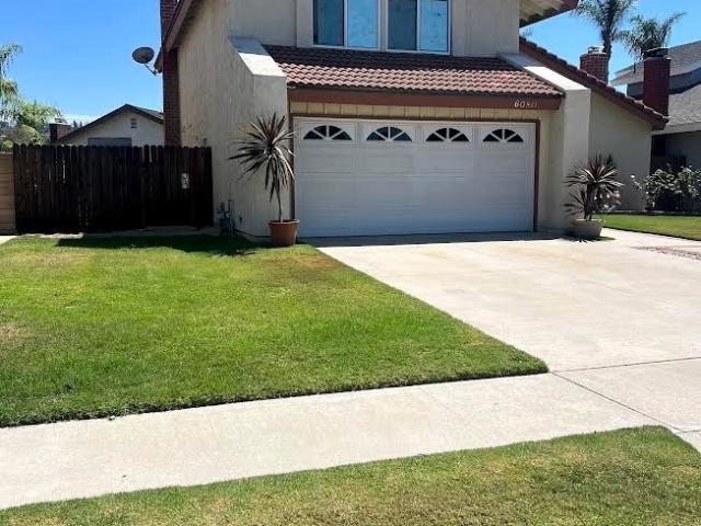 6080 E Avenida Arbol