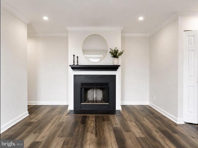 6081 Majors Lane