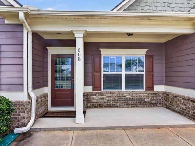 608 Darnell Road