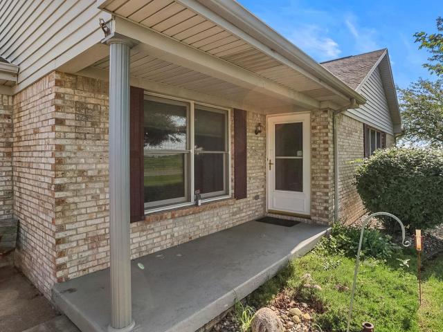 608 E Oaks Road