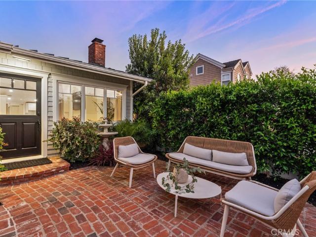 608 Jasmine Ave, Corona del Mar, CA 92625 | MLS #OC26072