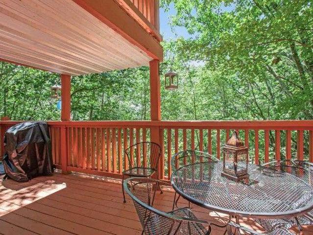 608 Moss Patch Trail