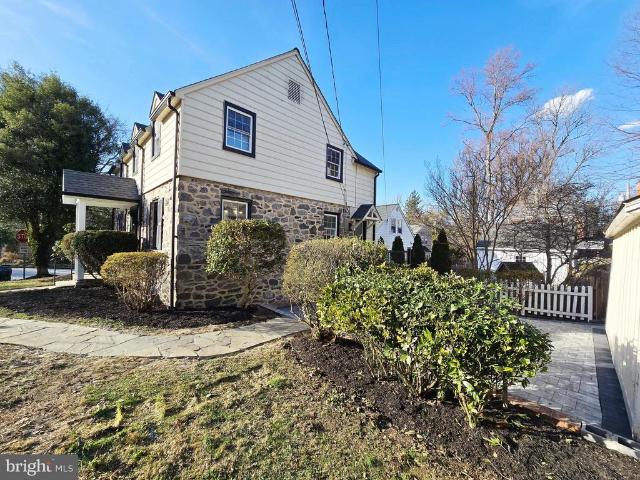 608 Marwood Road