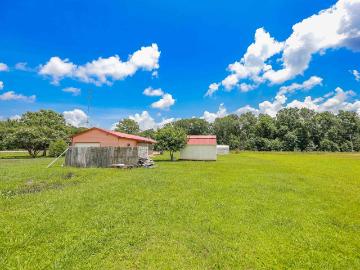 608 S Highway 35