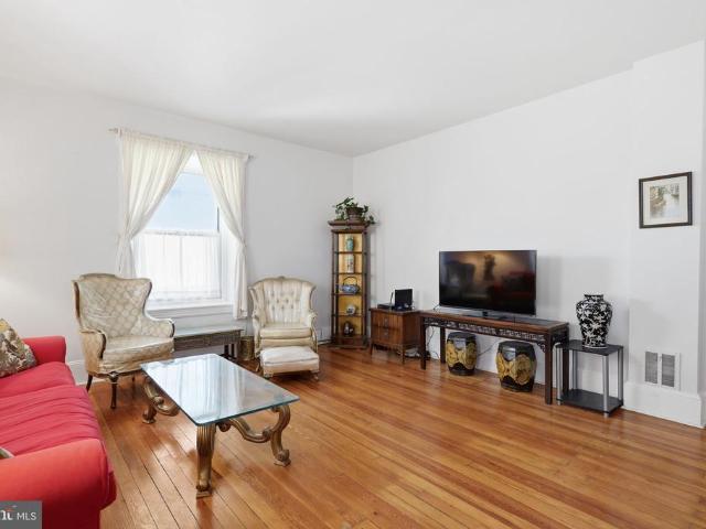 608 Washington Lane