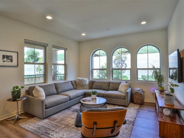 608 White Oaks, Lake Forest, CA 92610 | MLS #OC26050