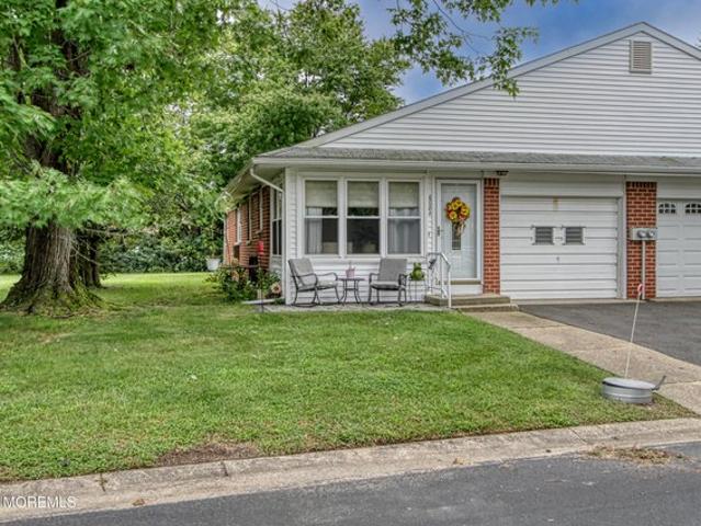 608A Willow Ln Unit A, Whiting, NJ 08759