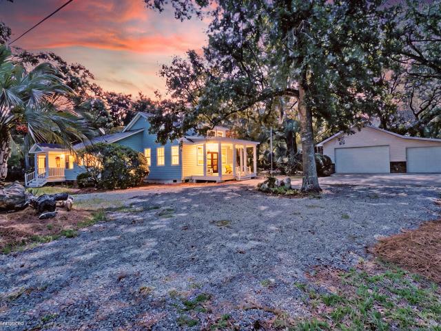 6094 Chisolm Road