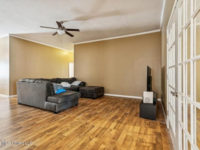 6096 Bayouwood Drive