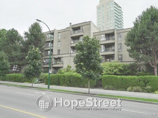 609 1040 Pacific Street, Vancouver
