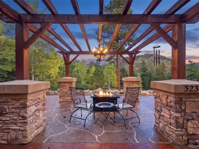 609 Crystola Court