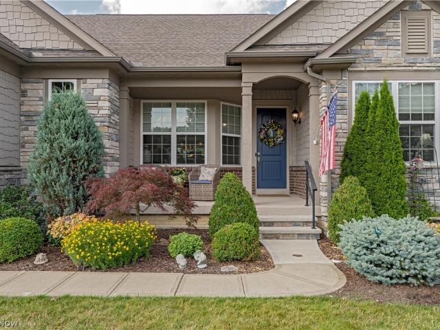 609 Burgess Circle