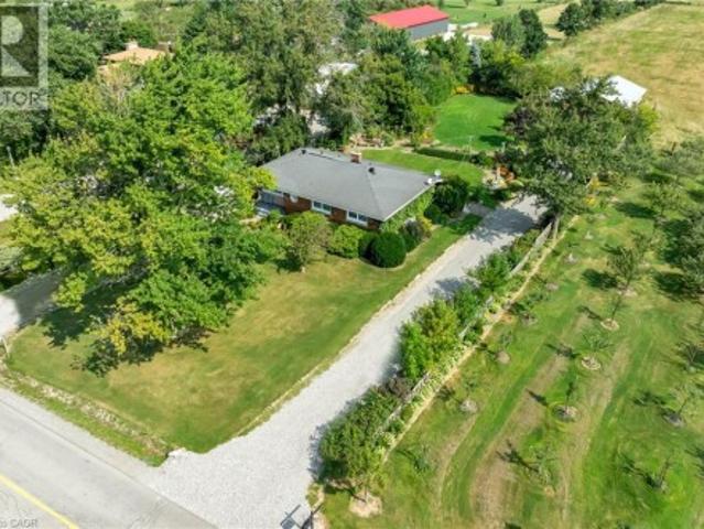 609 Green Mountain Road E, Stoney Creek, ON, L8J 2Z7 house for sale | Listing ID 40861 | Royal LePage