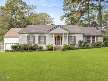 609 Dabbs St, Hattiesburg, MS 39401 | MLS #4144