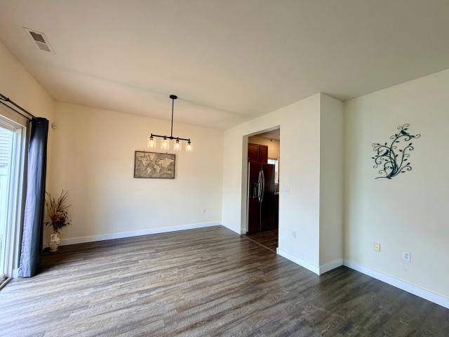 609 Lauterbur Lane