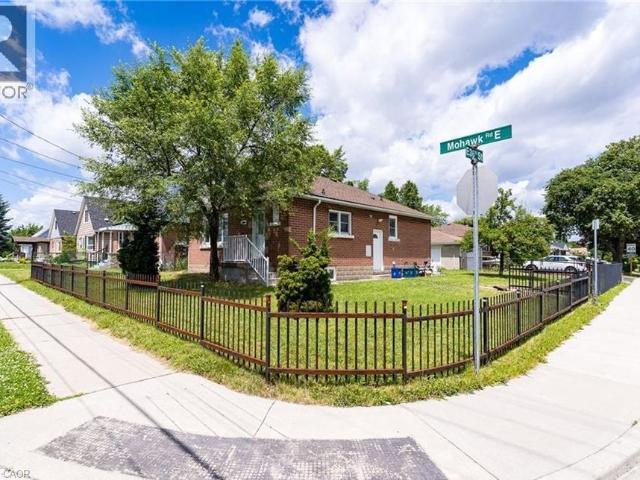 609 MOHAWK Road E Unit# 2, Hamilton, Ontario, L8V2J8
