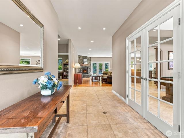 609 NE 19th Street