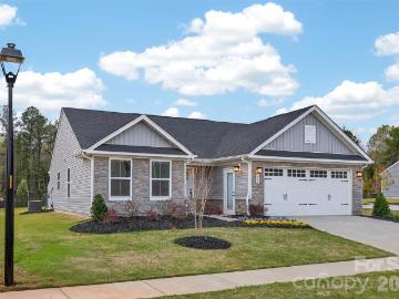 609 Nesbe St, Lancaster, SC 29720 | MLS #4360