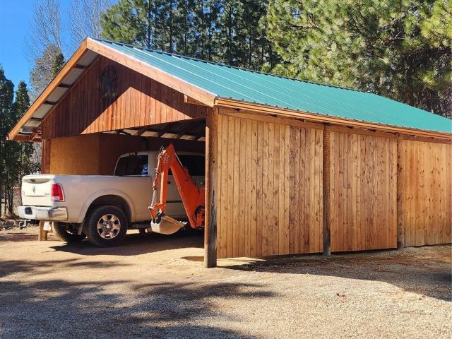 609 Solleder Ln, Darby, MT