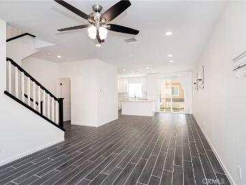 609 Shadowbrook, Lake Forest, CA 92610 | MLS #IV26075