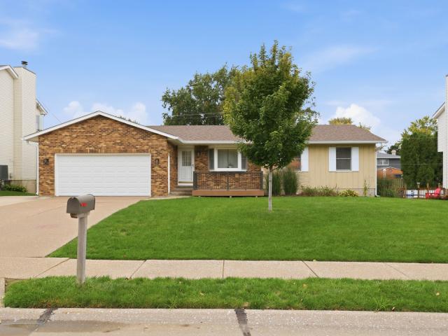 609 W Valley Drive