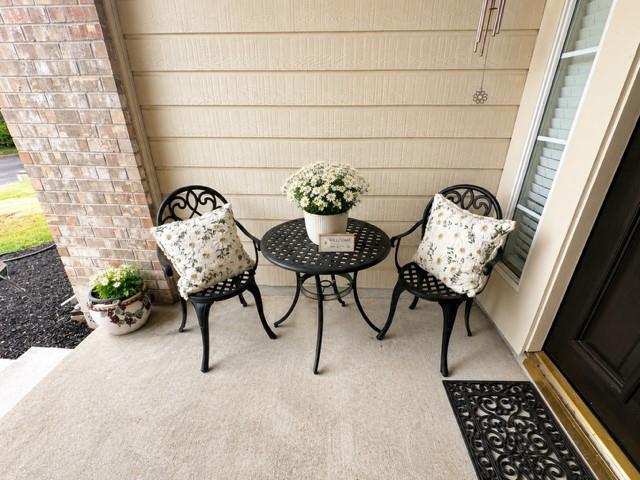 609 Thrush Dr