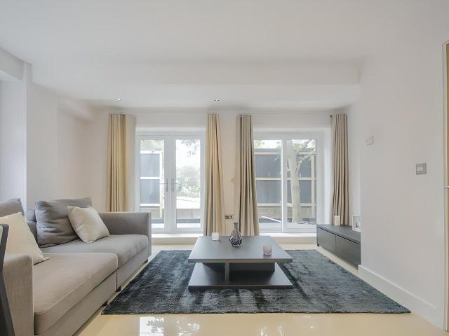 60 77 Coombe Road, New Malden, Greater London KT3, 2 bed flat to rent, £2,475 pcm | PrimeLocation