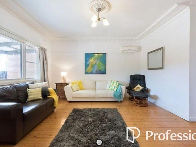 60 Tennyson StreetHighett VIC 3190, Australia