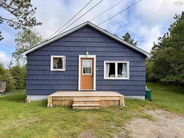 60 Transvaal Street, Shelburne, NS, B0T 1W0 house for sale | Listing ID 202614 | Royal LePage