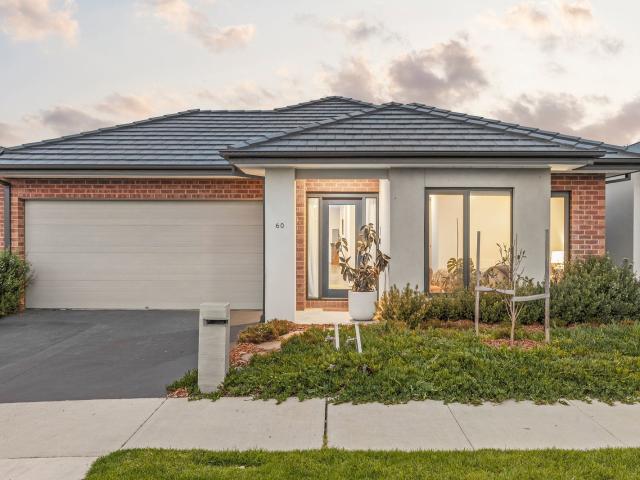60 Tranquility Crescent