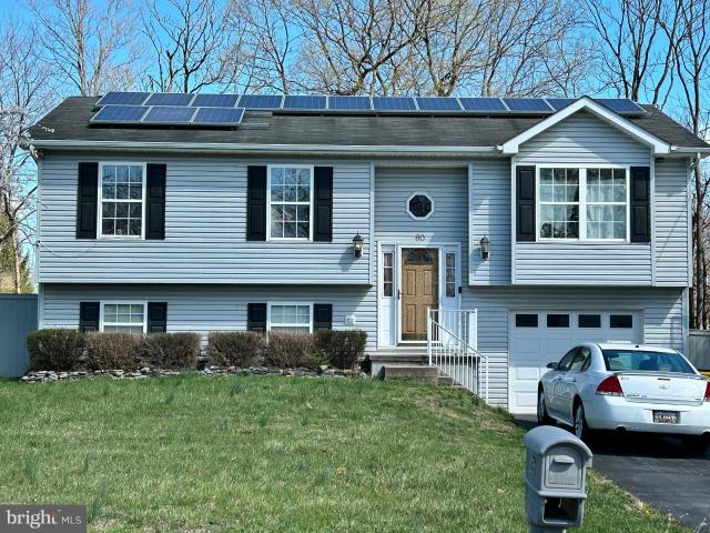 60 Wendover Dr, Bunker Hill, WV 25413 | MLS #WVBE2049