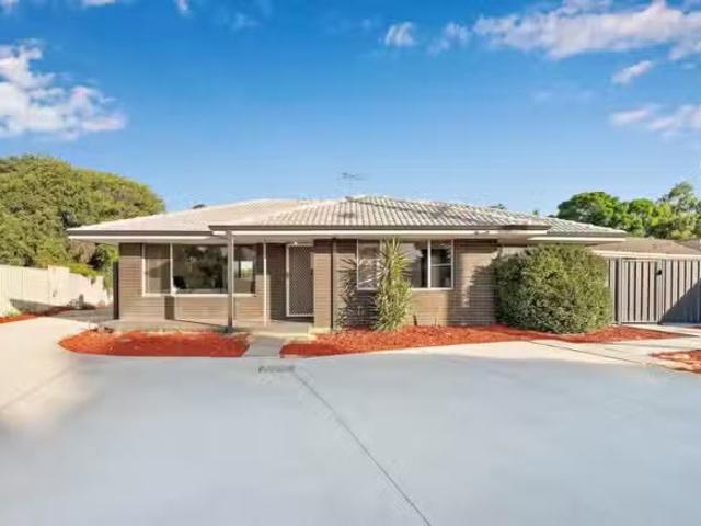 60 Westfield Road, Kelmscott, WA 6111