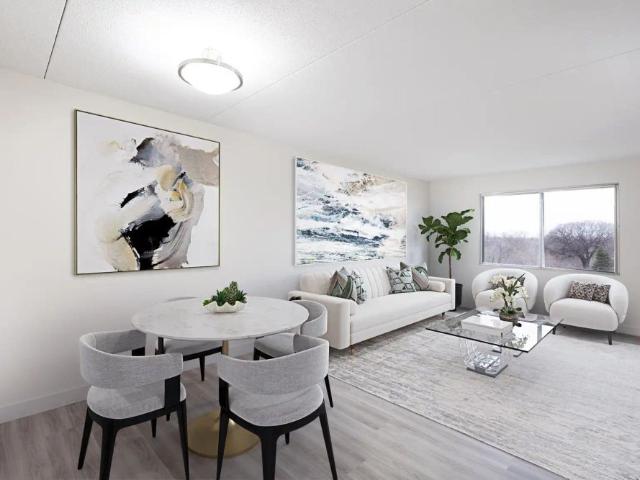 60 Whellams Lane — 1 Bedroom Newly Renovated 12th Month Free