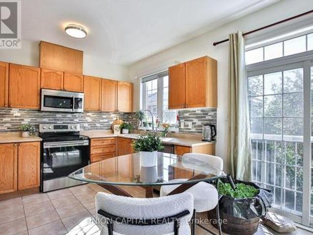 60 Wilkie Lane, Ajax, ON, L1S 7S5 townhouse for sale | Listing ID E13820 | Royal LePage