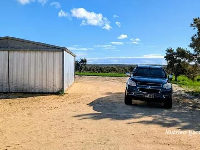 60 Acres Gingin West Close to Coast! Neergabby
