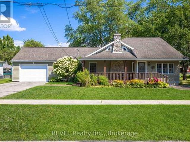 60 Bernard Avenue, Fort Erie Ridgeway, ON, L0S 1N0 house for sale | Listing ID X13710 | Royal LePage