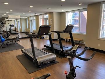 Apartment for rent in Longueuil - Gym, Swimming pool