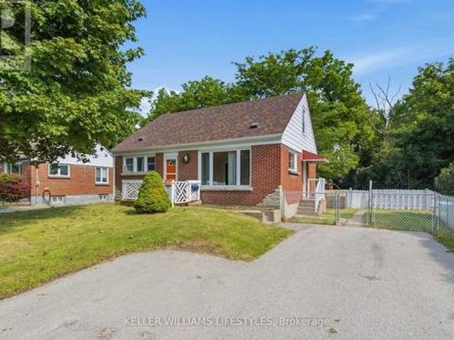 60 Churchill Crescent, St. Thomas, ON, N5R 1P5 house for sale | Listing ID X13638 | Royal LePage